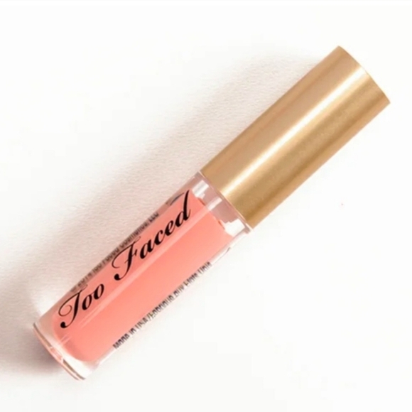 Too Faced La Creme Lip Gloss shade Naked Dolly NEW - Picture 3 of 3